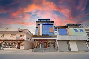 Fabhotel Kr Inn
