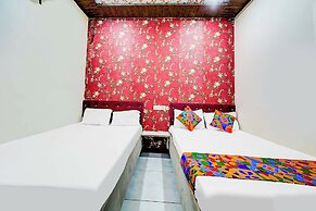 Fabhotel Mahak Palace