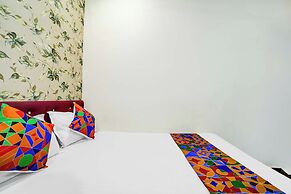 Fabhotel Mahak Palace