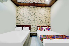 Fabhotel Mahak Palace