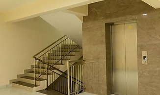 Fabhotel Jk Grand