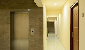 Fabhotel Jk Grand