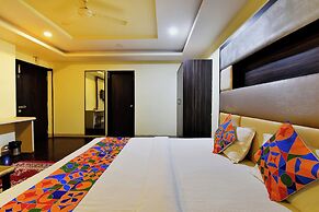 Fabhotel Tip Top