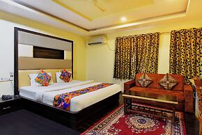 Fabhotel Tip Top