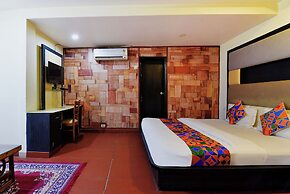 Fabhotel Tip Top