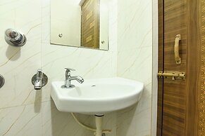 Fabhotel City Palace
