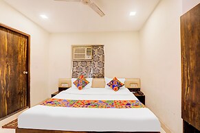 Fabhotel Travellers