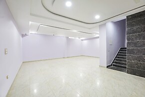 FabHotel AR Prime- Nr. Emaar Palm Heights Gurgaon