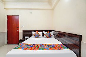 Fabhotel Nar Comforts
