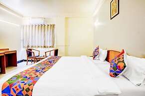 Fabhotel Ratna Regency