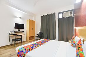 Fabhotel Royal Spark Inn
