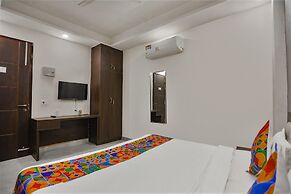 Fabhotel Signature Inn I
