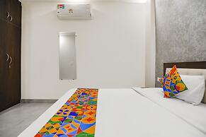 Fabhotel Signature Inn I