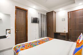 Fabhotel Signature Inn I