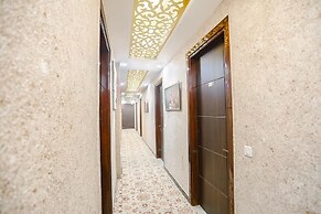 Fabhotel Signature Inn I