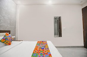 Fabhotel Signature Inn I