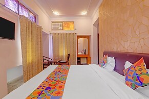 Fabhotel Anant
