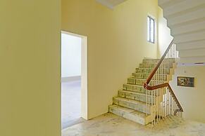 Fabhotel Anant