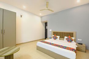 Fabhotel X Green Tree