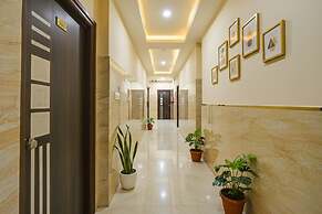 Fabhotel White House Leo