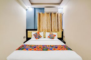 Fabhotel Royal Regalia Inn