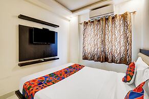 Fabhotel Royal Regalia Inn