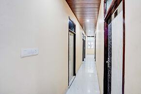 Fabhotel Ratraksh