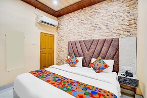 Fabhotel Ratraksh