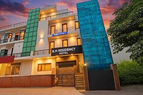 Fabhotel Rn Residency