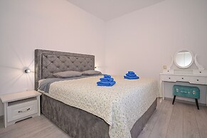 AMI Apartment Strožanac