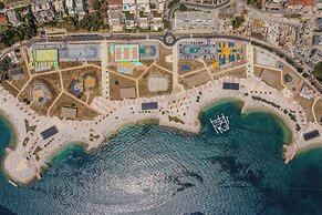 Beachaholic M&G, Luxury Seaside Suites On Znjan