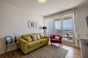 Beachaholic M&G, Luxury Seaside Suites On Znjan