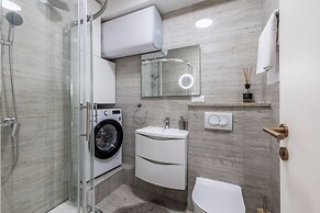 Beachaholic M&G, Luxury Seaside Suites On Znjan