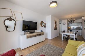 Beachaholic M&G, Luxury Seaside Suites On Znjan