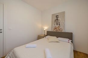 Beachaholic M&G, Luxury Seaside Suites On Znjan