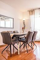 Beachaholic M&G, Luxury Seaside Suites On Znjan