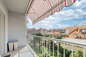 Bells & Whistles, Comfortable Condo
