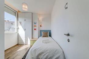 Bells & Whistles, Comfortable Condo