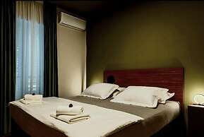 Green, Deluxe Two Bedroom Suite