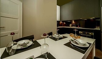 Green, Deluxe Two Bedroom Suite
