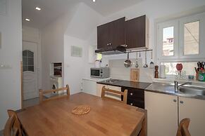 Kira, One Bedroom Apartment In Old Town