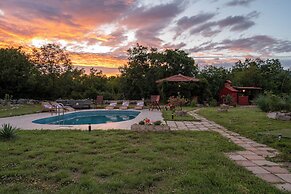 Villa Bravic 4*, Nature Home With Pool Near Split