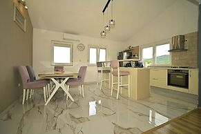 Villa Bravic 4*, Nature Home With Pool Near Split
