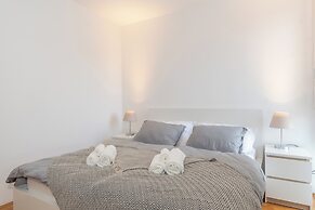 Zozo, Modern Two-Bedroom Suite