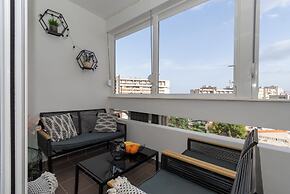 Zozo, Modern Two-Bedroom Suite