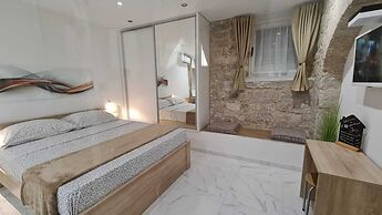 Tales Of Split-100 Meters From The Seafront