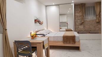 Tales Of Split-100 Meters From The Seafront