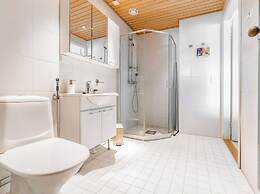 Modern 1BR Apartment next to Ski Slopes