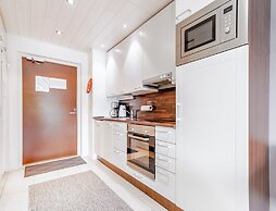Modern 1BR Apartment next to Ski Slopes