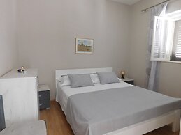 Island Bonaca Apartments